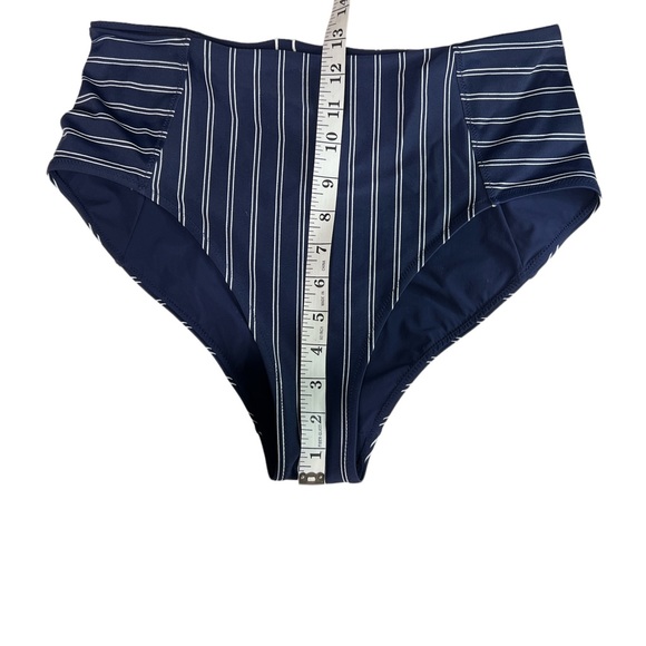 Athleta Piha navy white French stripe underwire bikini top sz 38 B/C bottom sz M - Picture 14 of 16
